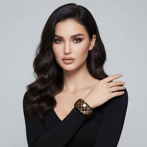 Elegant Brown Patterned Bangle